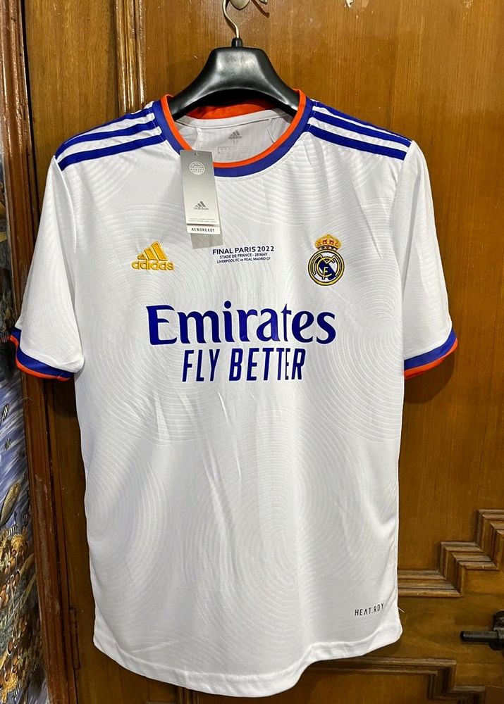 REAL MADRID RETRO UCL 2022 FINAL CHAMPIONS JERSEY