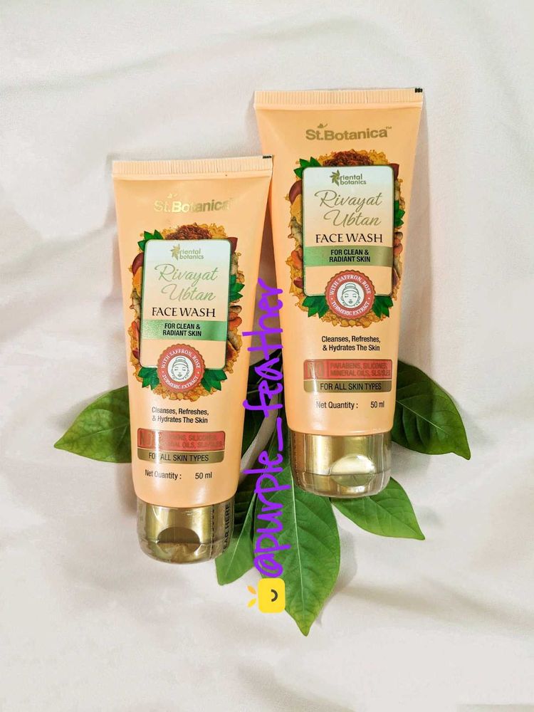 St.Botanica Ubtan Face Wash