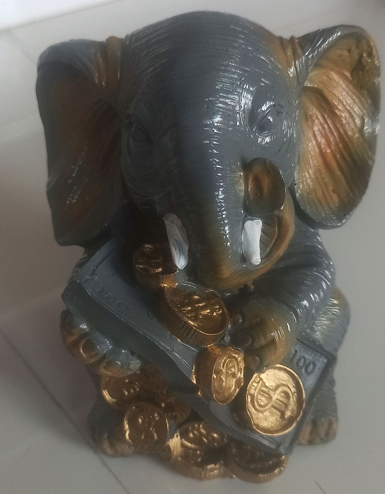 Ganesh Ji Ki Manmohak Murti