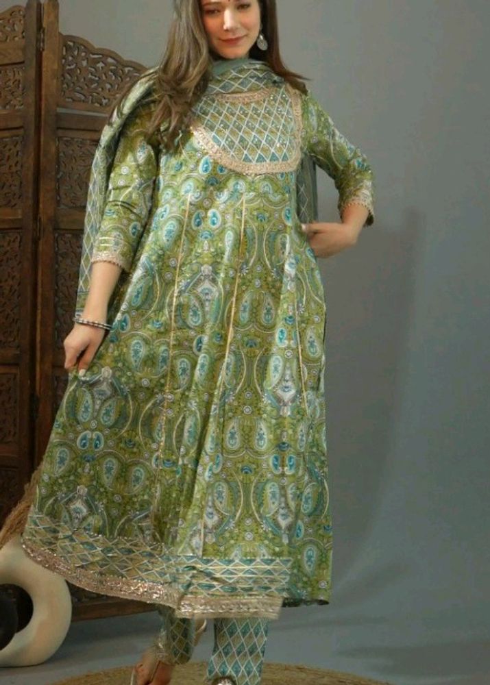 Beutiful Kurta Set With Dupatta Cotton Febric