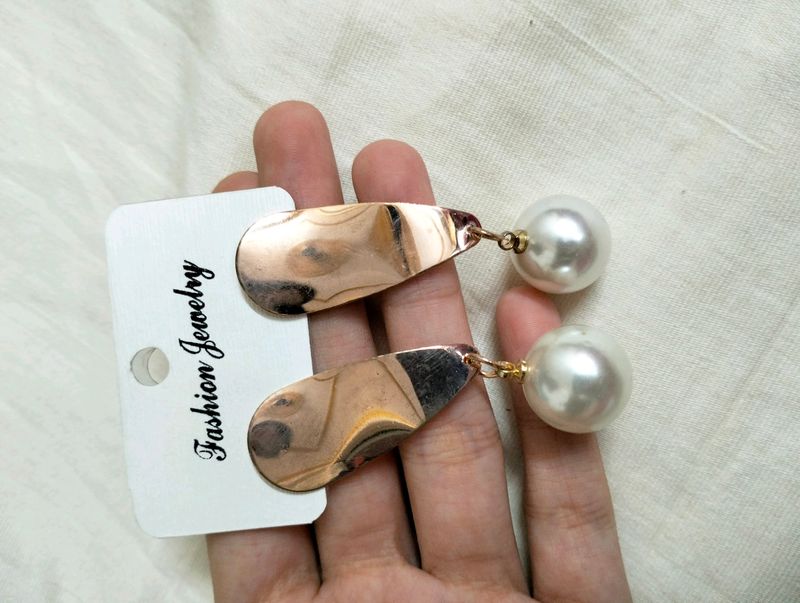 Rose Gold Pearl Drop Earrings