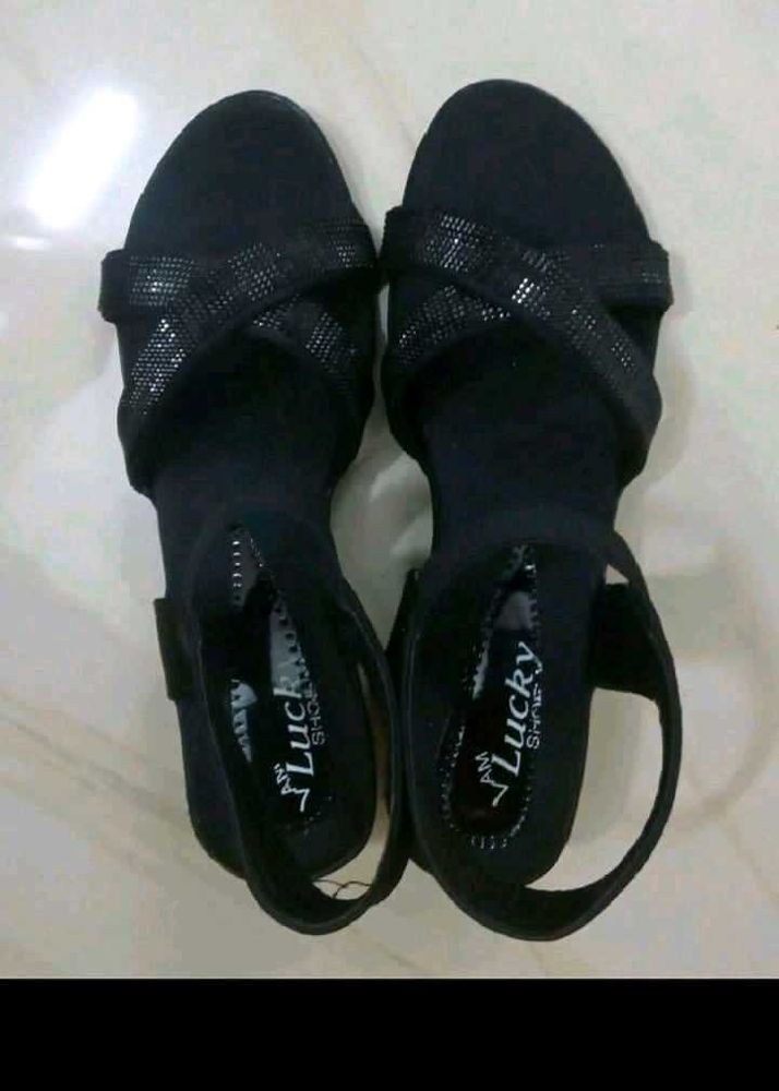 Black Flat