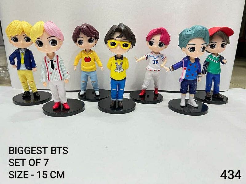 Bts 7 Pcs Miniature Set 15 Cm