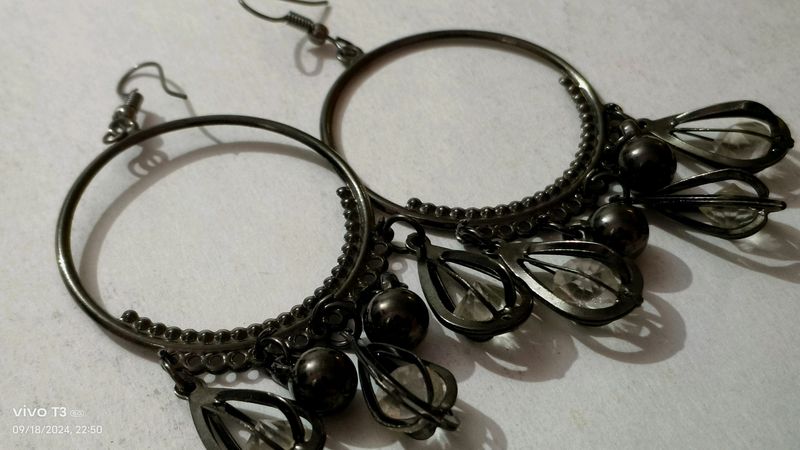 Mettalic Black Earrings