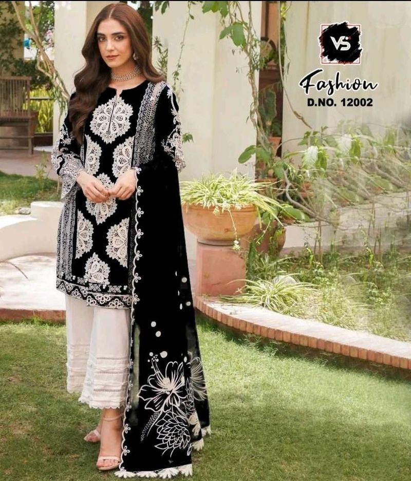 New Standard Pakistani Poshaq Dresses Beautiful Dr