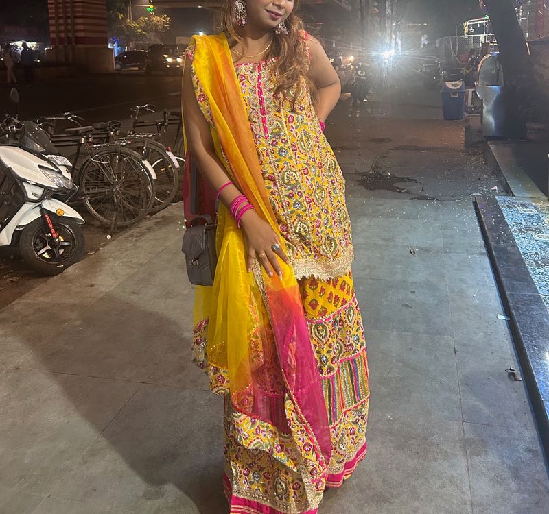 Yellow And Pink Sarara Set