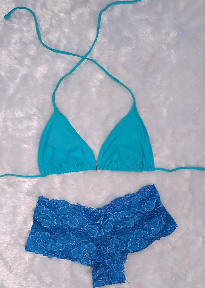 Beautiful Blue Knotted Bikini 👙 💙