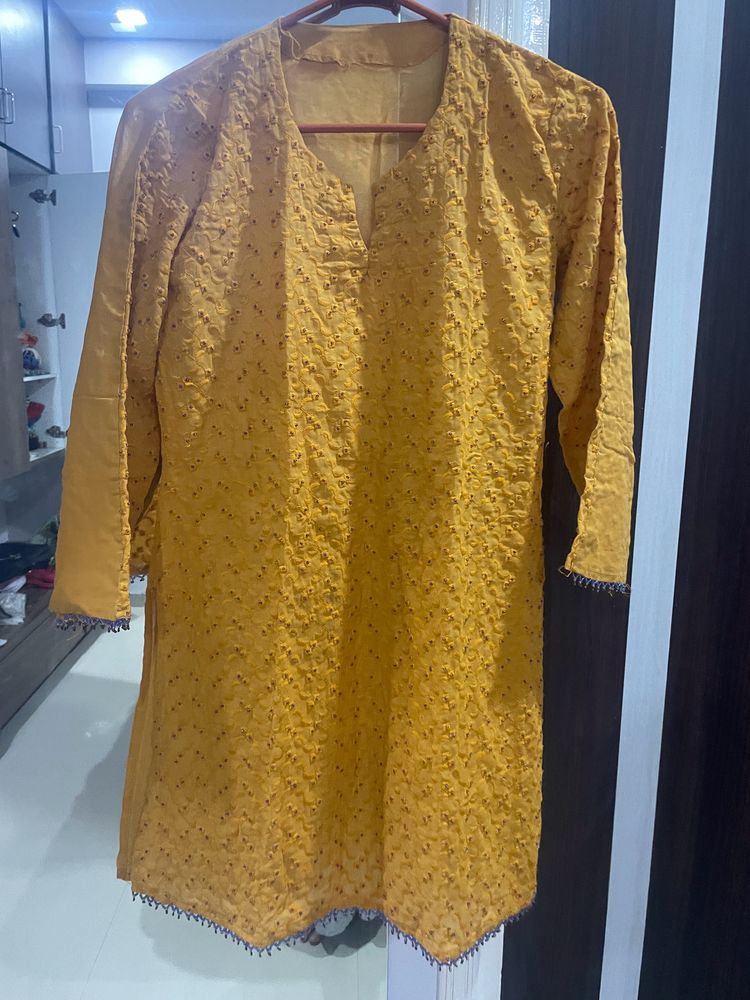 Yellow hand Knitted Moti kurti