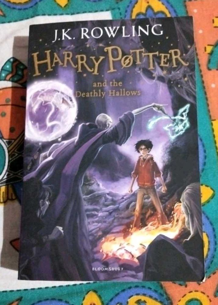 Harry Potter Book 7: The Deathly Hallows