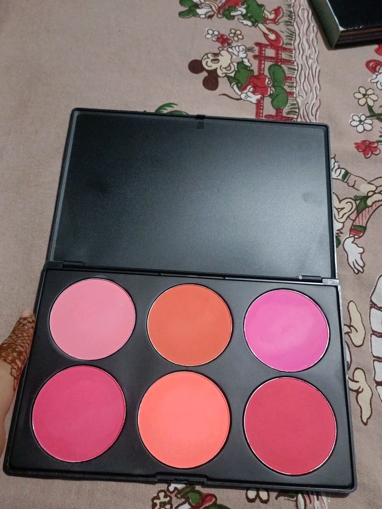 New Blusher Pallet | International Brand