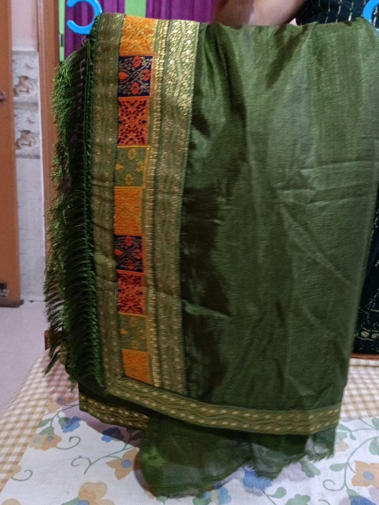 I Am Selling Silk Saree With Unsttich Blouse