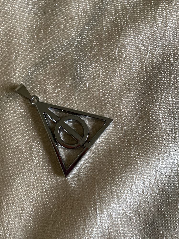 Deathly Hallows pendant