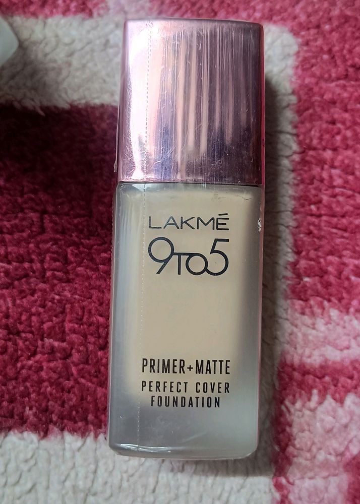 Lakme 9 To 5 Primer +Matte Prefect Cover Foundatio