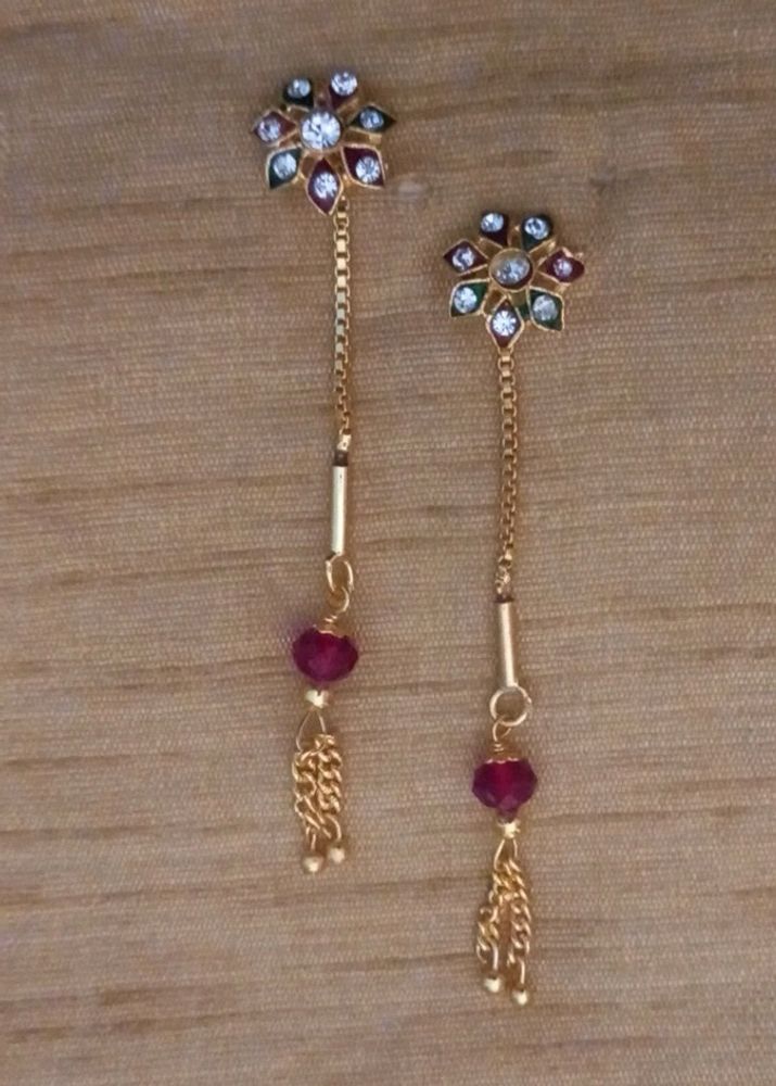 Sui Dhaga Earrings