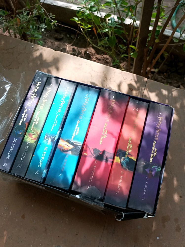 Harry Potter 7 Books Box Set