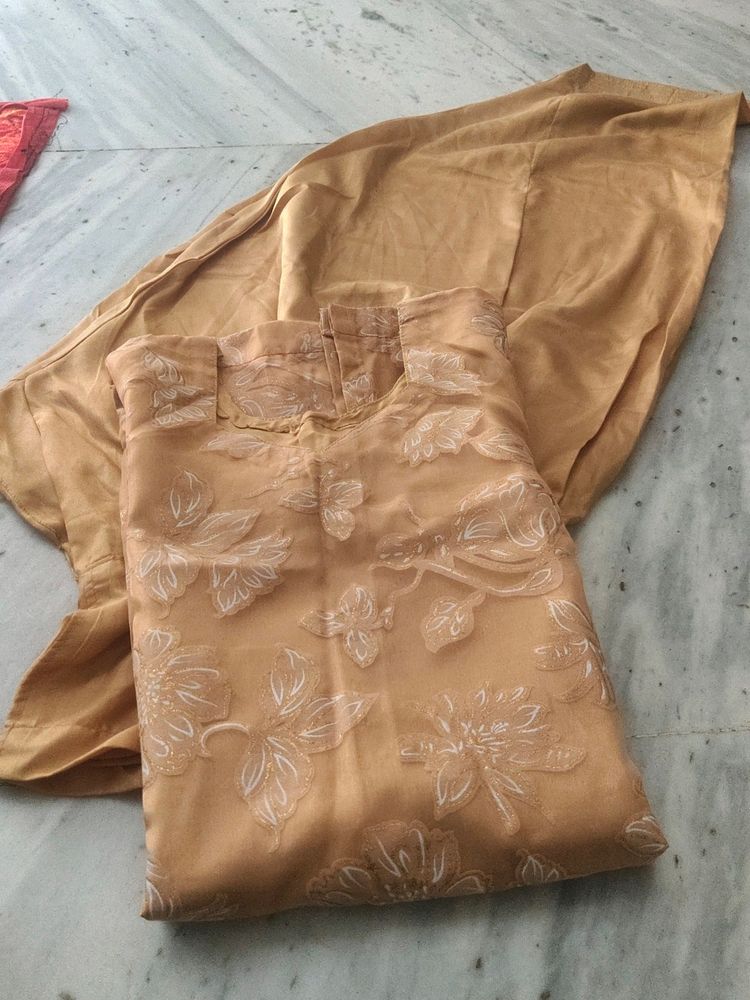 ORGANZA KURTA WITH SHANTOON BOTTOM