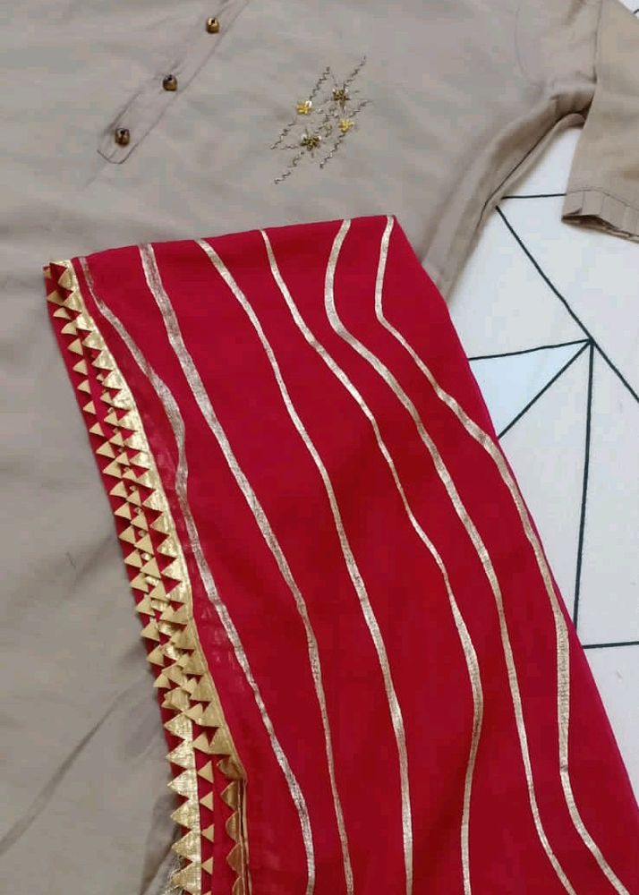 Kurti With Dupatta