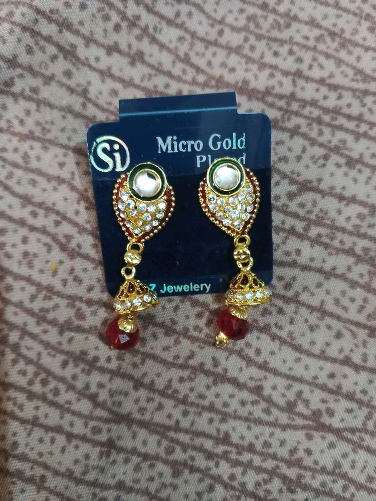 Golden Green Red Stone Jhumka Earring