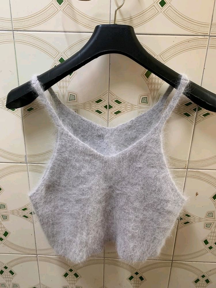 PRETTY WOOLEN TANK TOP