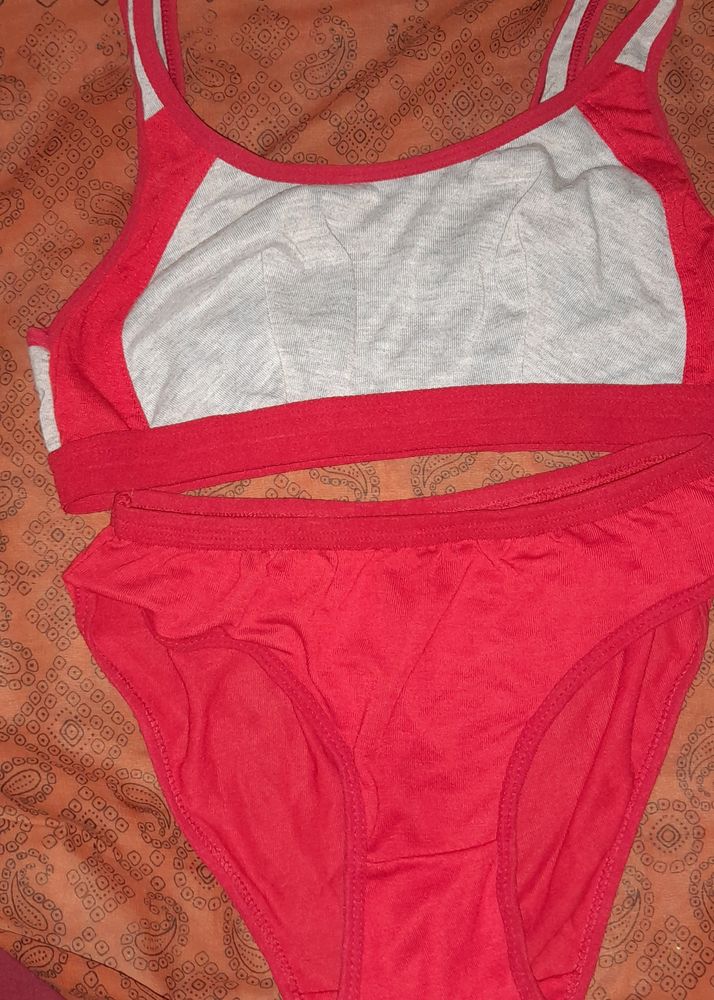 Red Bra Penty