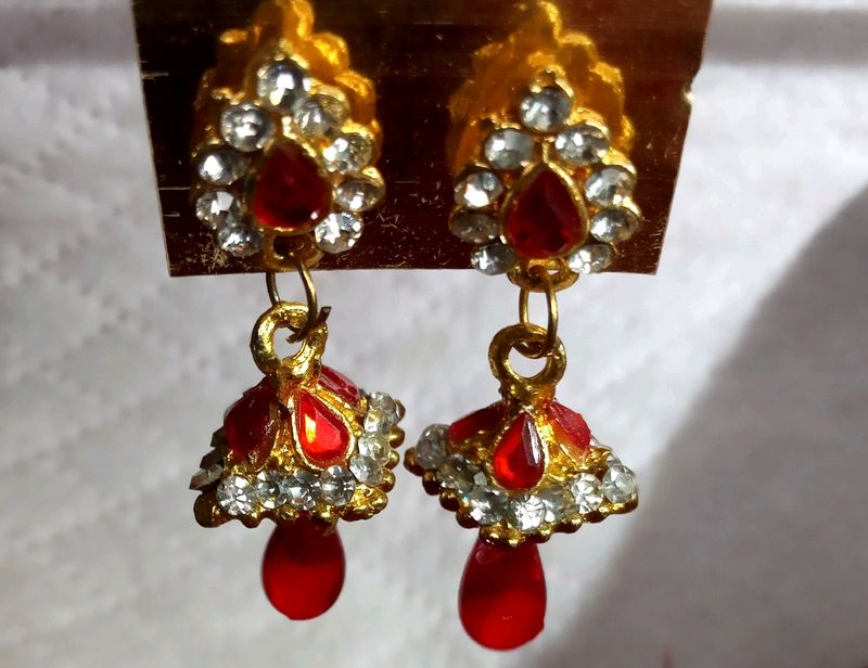 Jumki Style Earrings With Diamond Beads