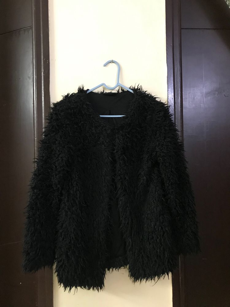 Black Teddy Fur/ Fluffy Shrug With Pockets