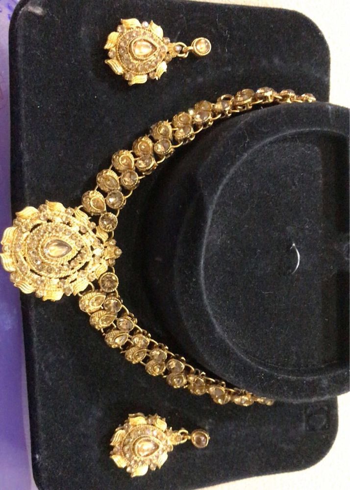 Golden jewellery Set|| Earrings & Necklace|