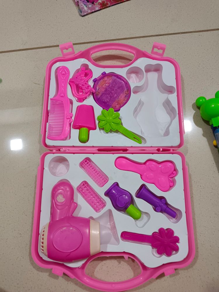 Makup Play Set For Cute Baby Girls