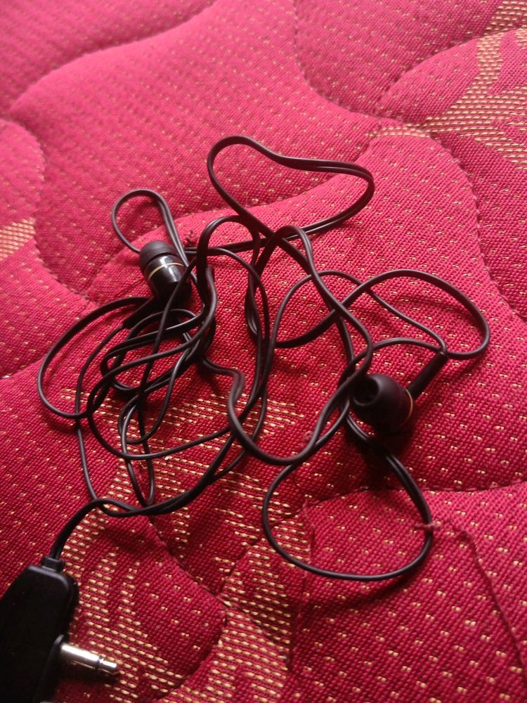 Wired Earphone