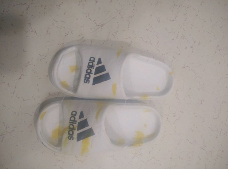 Kids slippers