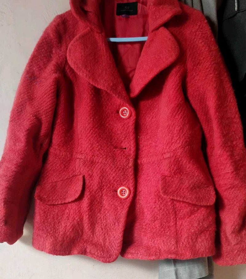 Very Stylish Fur Red Coat For Winter