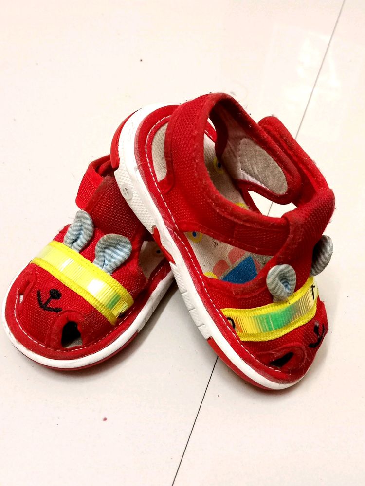 Cutewalk Red Sandals For Girls & boys