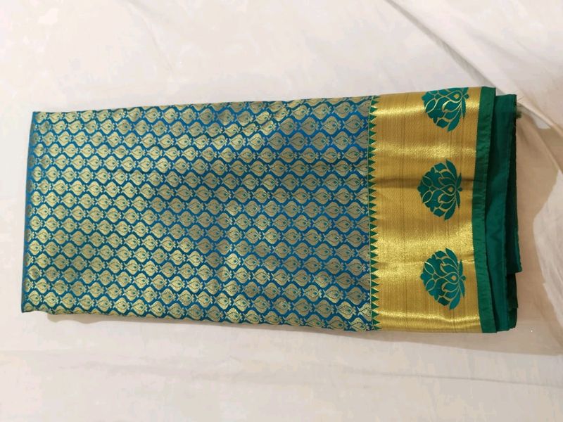 New Pattu Saree With Aari Work Blouse Without Falls