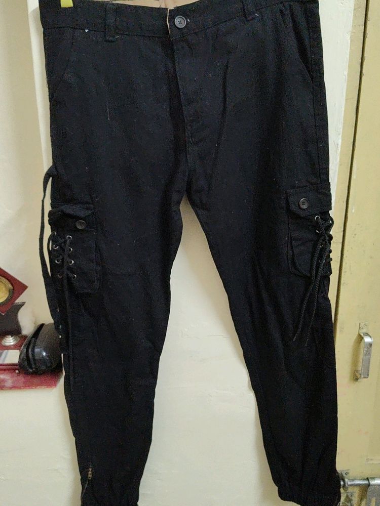 Men's Slim-fit Black Cargo Joggers