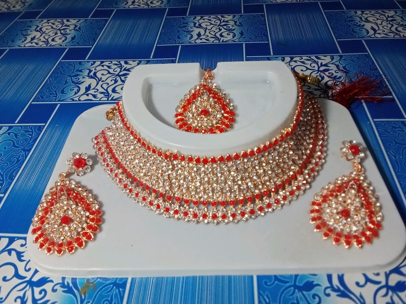 Necklace Set