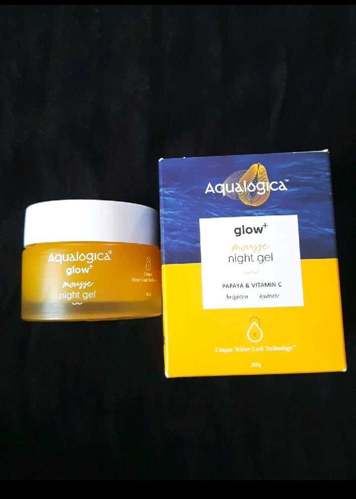 Aqualogica Glow Night Mousse