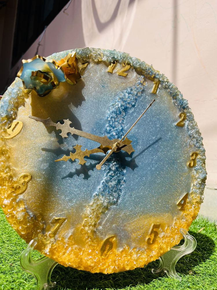 Resin Clock