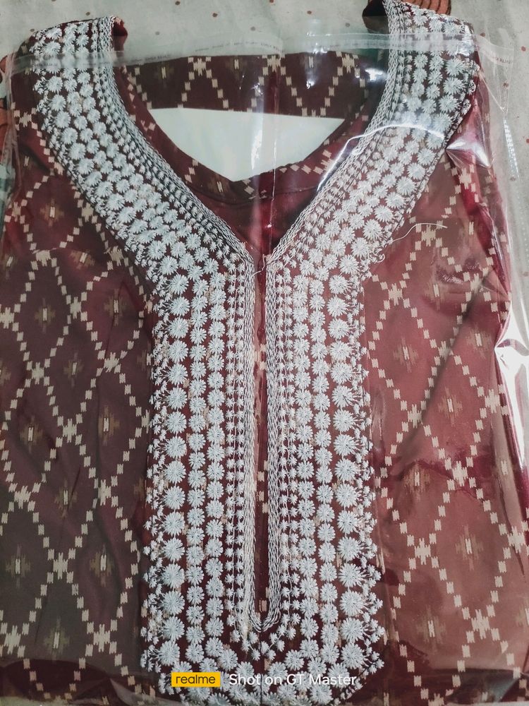 Simple Rich Looks Kurti