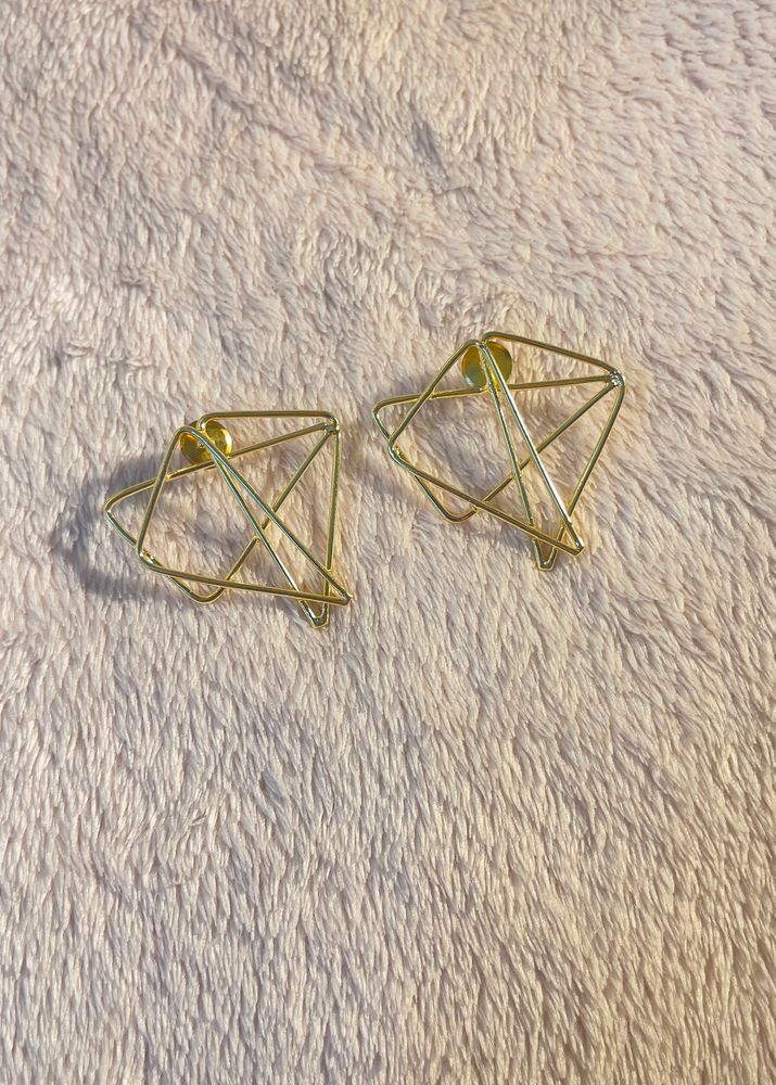 Multiwire Triangle Shape Stud Earring