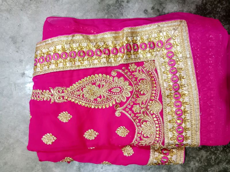 Saree With Blouse