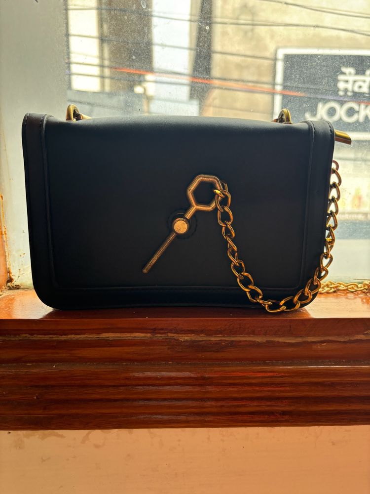 Black Key Style Sling Bag