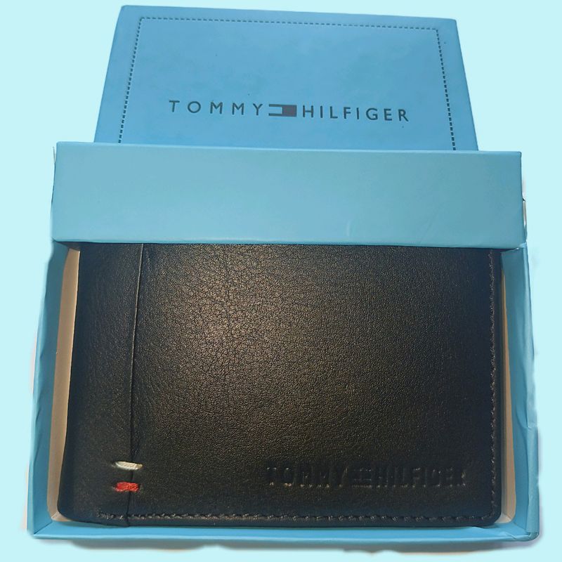 Tommy Hilfiger Premium Quality Soft black 🖤Wallet