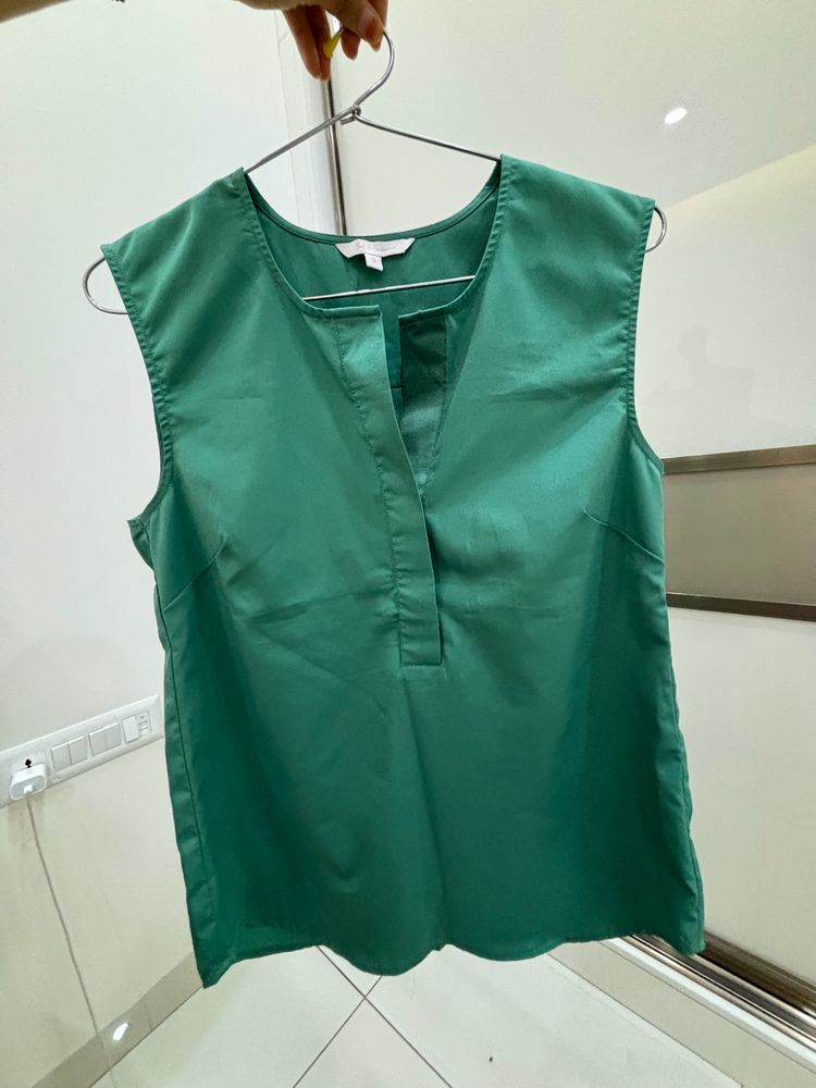 New Green Top Size S