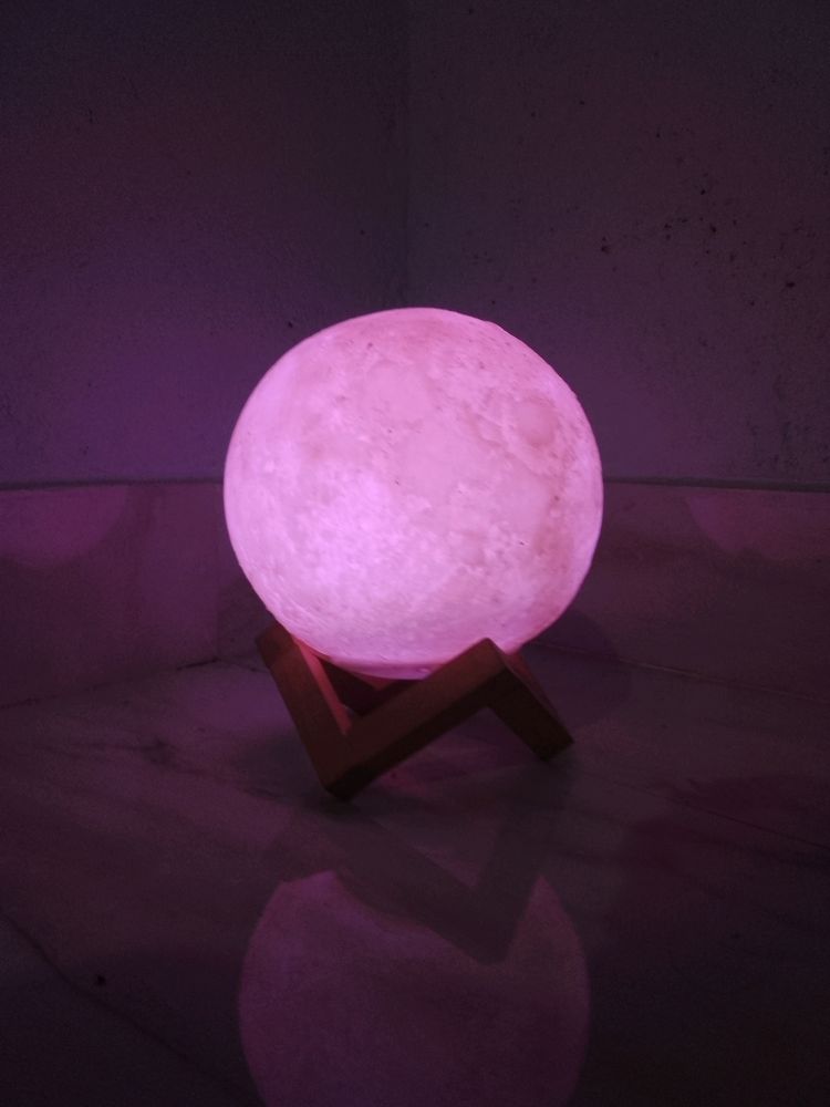 Multi-Color LED Moon Lamp–Customizable Night Light