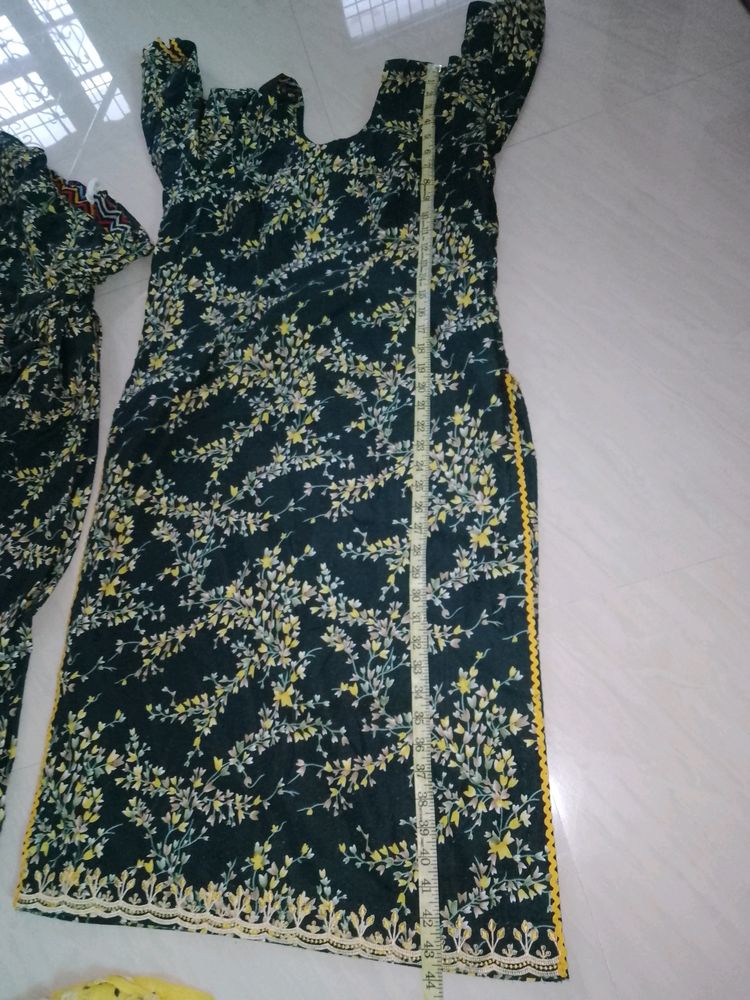 Bottle Green Suit With Yellow Dupatta