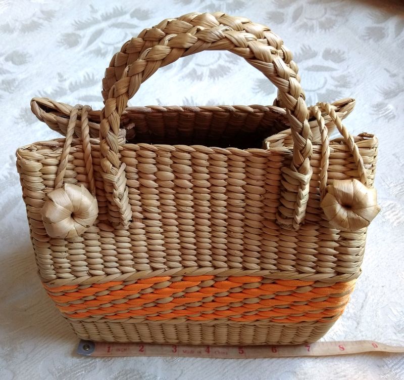 Eco-friendly Straw Handbag 👜