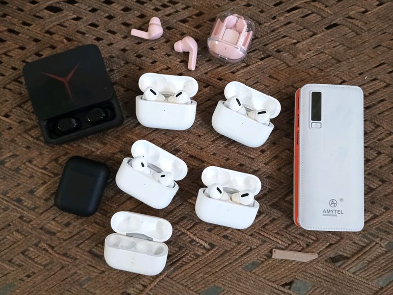 7 earbuds + 1 power bank Non QC