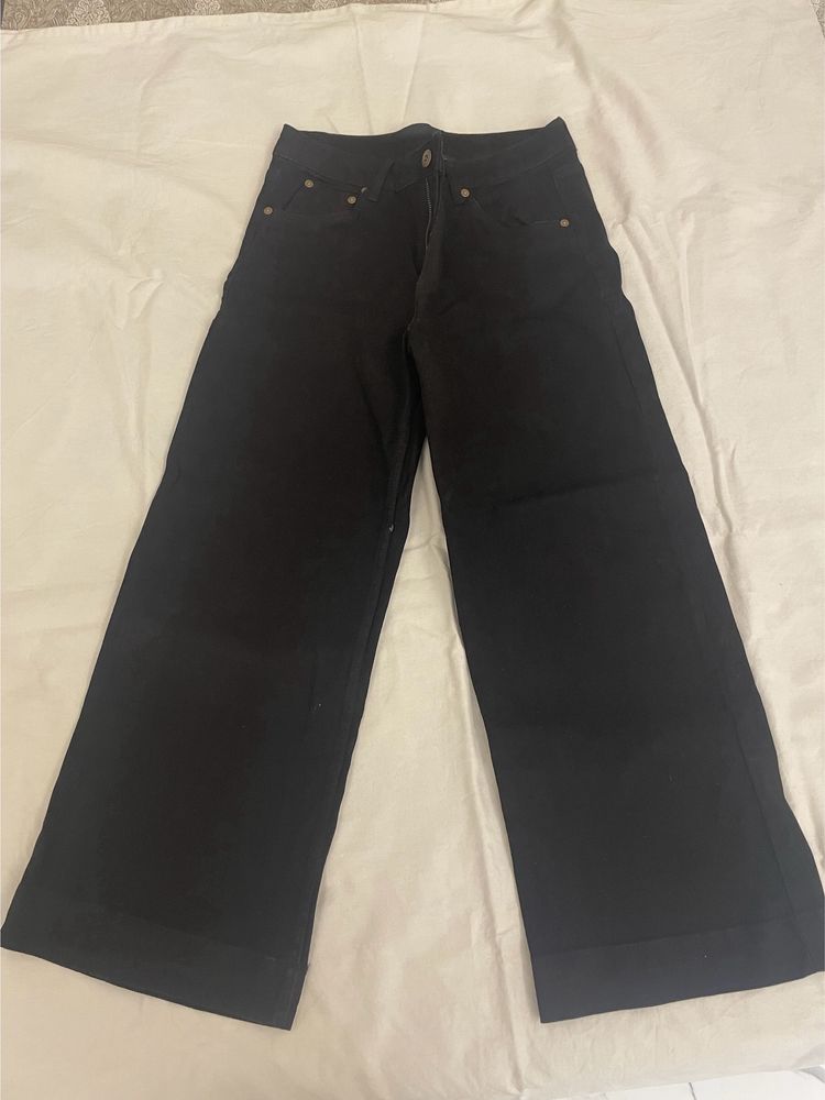 Black Flared Denims Jeans Size 28