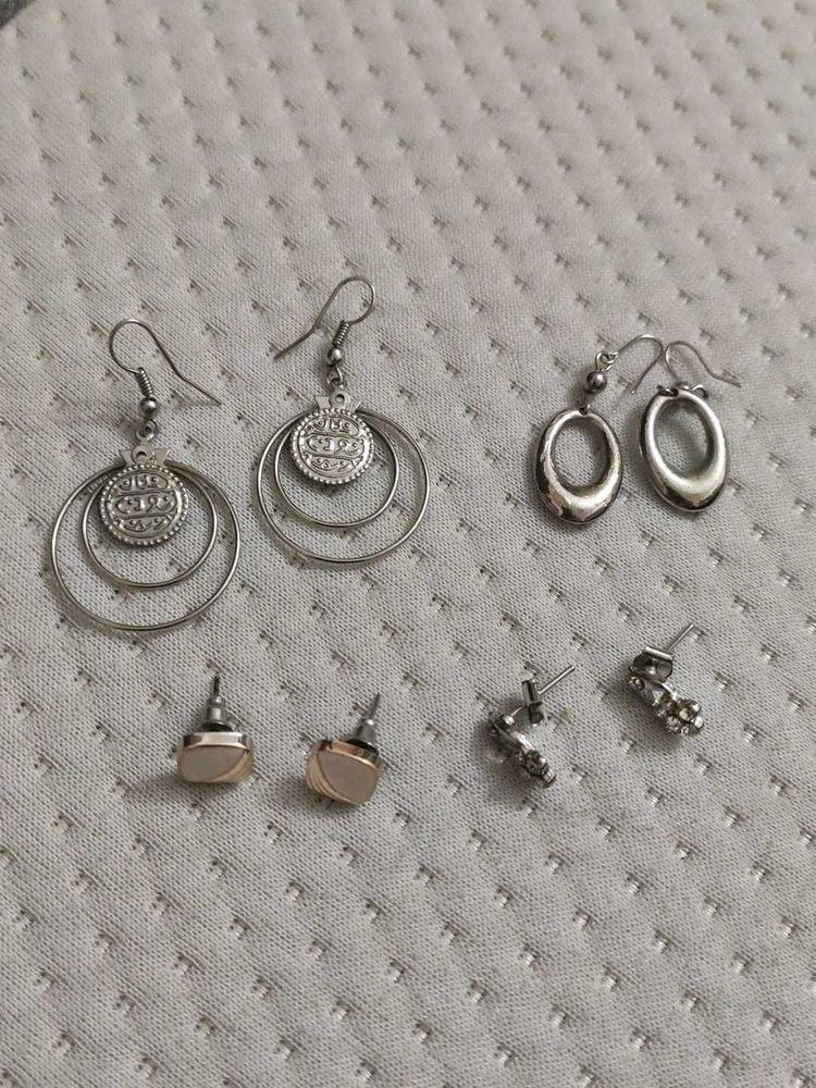 Set Of 4 Earrings - Drop And Stub Combo