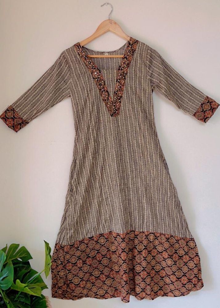 Printed Kurti With AJRAKH print on Border